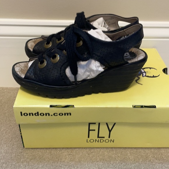 Fly London Sandals - Picture 3 of 7